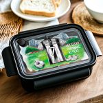 Μαύρο Παιδικό Δοχείο Φαγητού με Ασπρόμαυρη Φανέλα