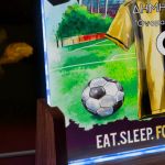 Επιτραπέζιο Φωτιστικό με Κιτρινόμαυρη Φανέλα, Δώρο για Παιδί