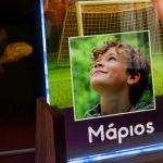 Φωτιστικό LED με Φωτογραφία και Ερυθρόλευκο Ποδοσφαιριστή