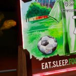 Επιτραπέζιο Φωτιστικό με Πράσινη Φανέλα, Δώρο για Παιδί