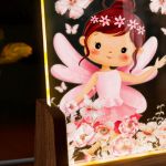 Προσωποποιημένο Φωτιστικό LED με Όνομα και Σχέδιο Νεράιδα