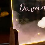 Προσωποποιημένο Φωτιστικό LED με Όνομα και Σχέδιο Μονόκερο