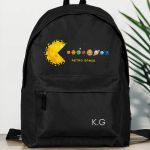 sxoliki-tsanta-polo-me-onoma-black-ad-1043
